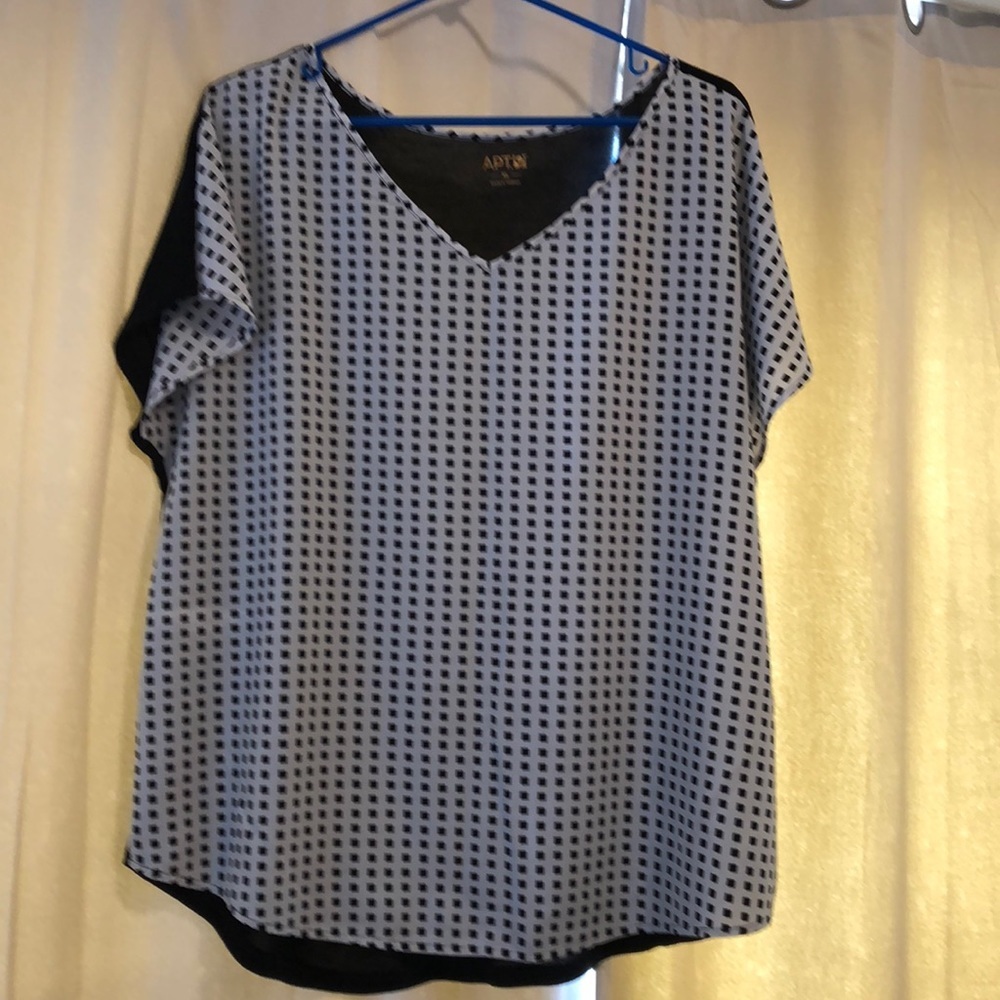 🎉 4 for $20 Apt 9 short sleeves blouse, XL